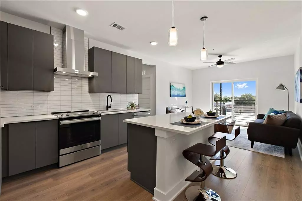 Austin, TX 78702,2220 Webberville RD #325