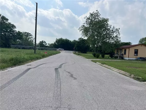 Killeen, TX 76541,712 W Avenue K ST