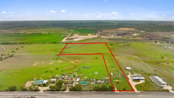 860 County Rd 307 RD, Jarrell, TX 76537