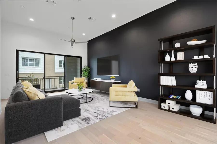 2805 Mccurdy St ST #2, Austin, TX 78723