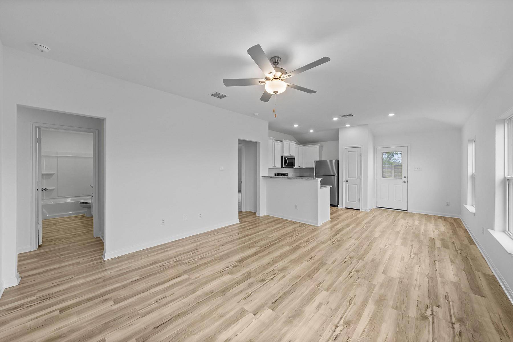 Elgin, TX 78621,18316 Stellers Sea ST