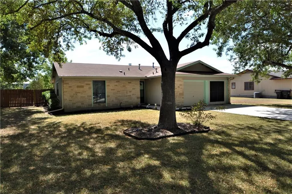 Buda, TX 78610,305 Casa Loma ST