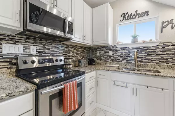 Buda, TX 78610,169 Ridgetop RD