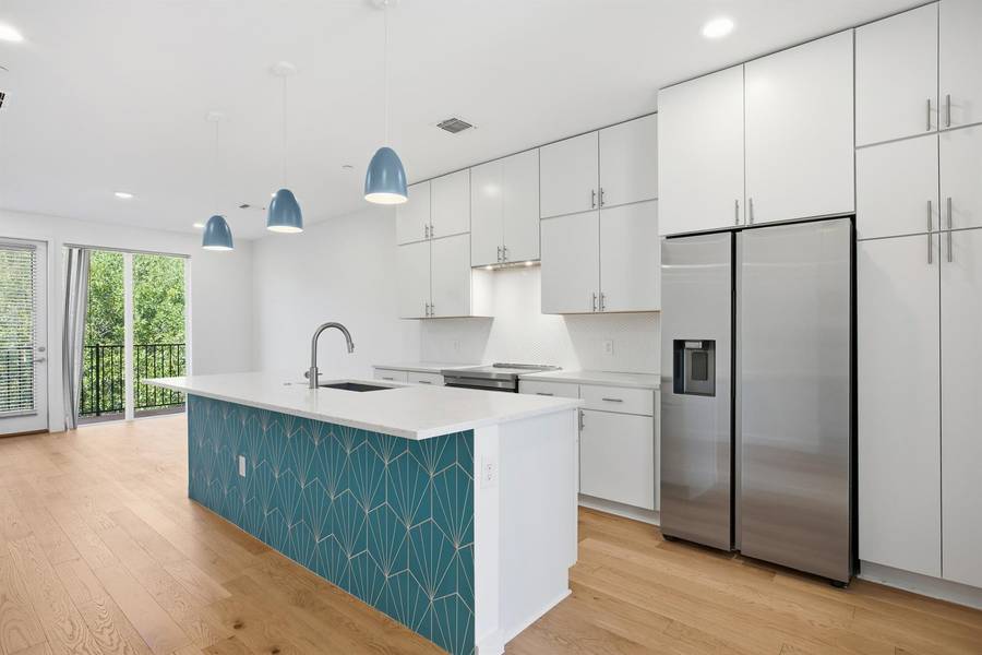 6020 Springdale RD #12, Austin, TX 78723