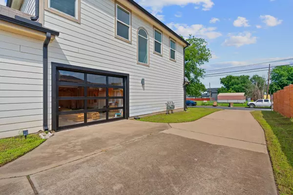 Austin, TX 78752,7204 Carver Ave #A