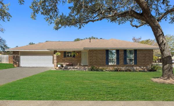 5500 Camp Fire TRL,  Austin,  TX 78749
