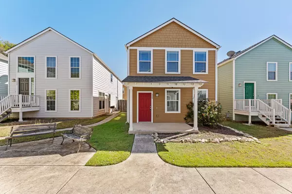 San Marcos, TX 78666,220 Trestle Tree