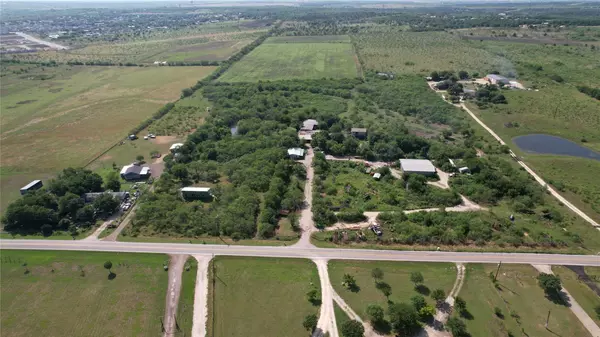 6144 Turnersville RD, Creedmoor, TX 78610