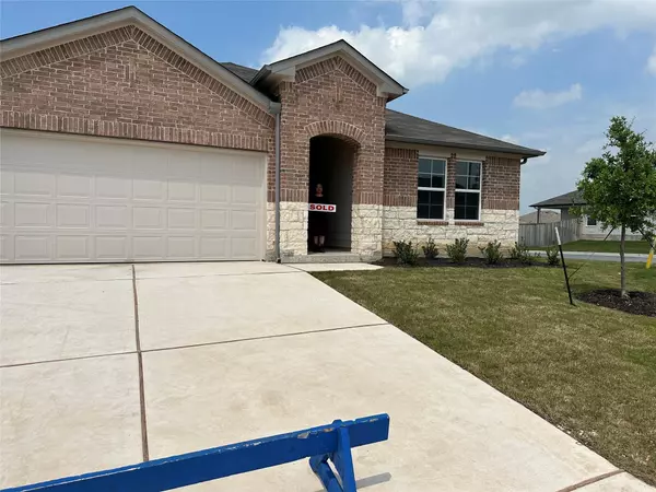 Manor, TX 78653,19516 Ann Richards Ave
