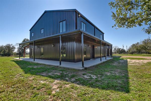 5511 US 77,  La Grange,  TX 78945