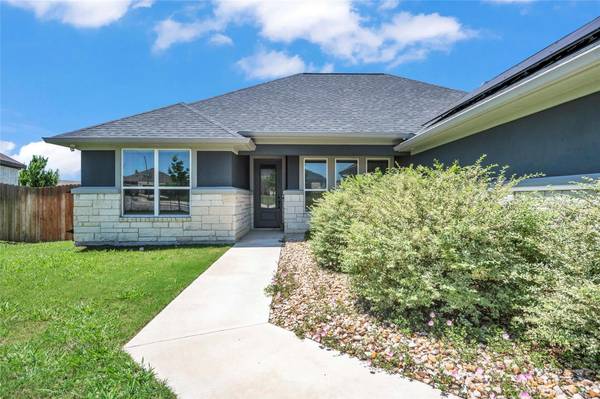 109 Don DR,  Jarrell,  TX 76537