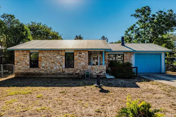 San Marcos, TX 78666,904 Conway DR