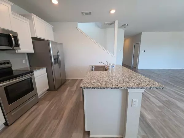 Taylor, TX 76574,184 Beth Ann LOOP