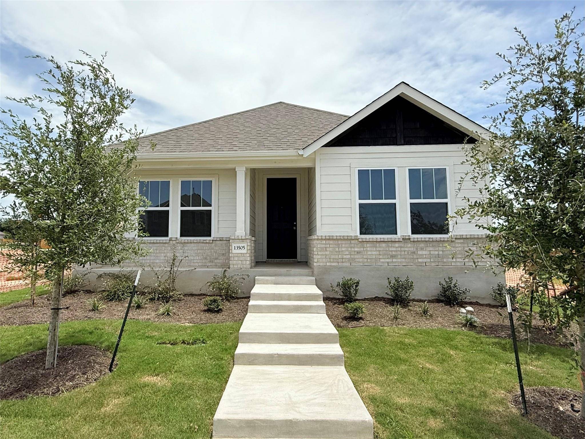 13505 Muny PKWY, Elgin, TX 78621