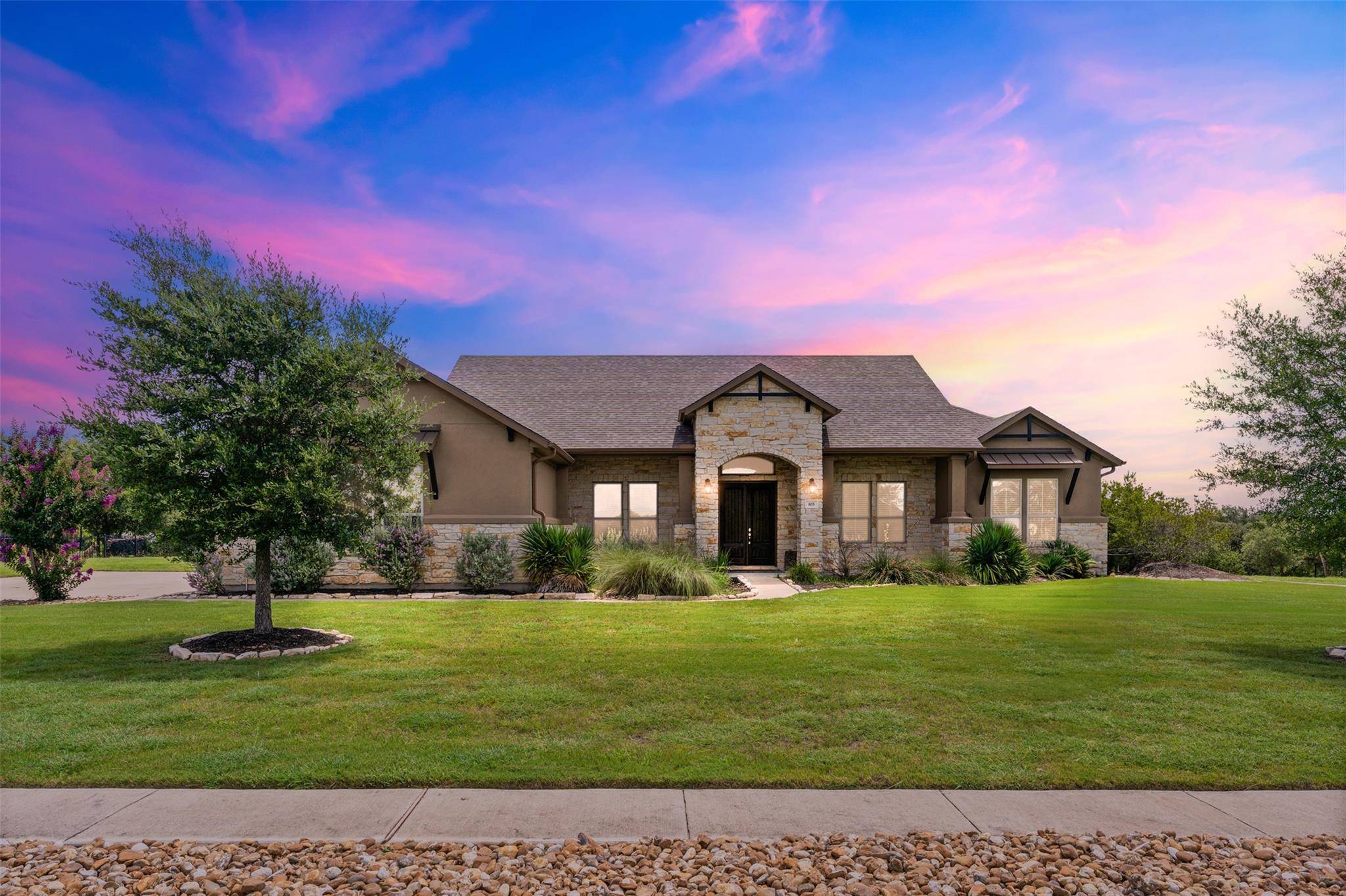 105 Quiet Oak CV, Liberty Hill, TX 78642