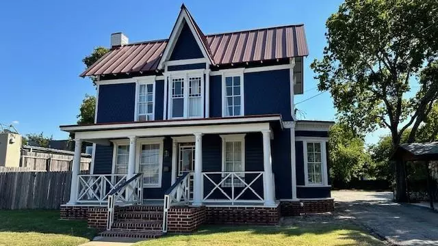 214 W University Ave, Georgetown, TX 78626