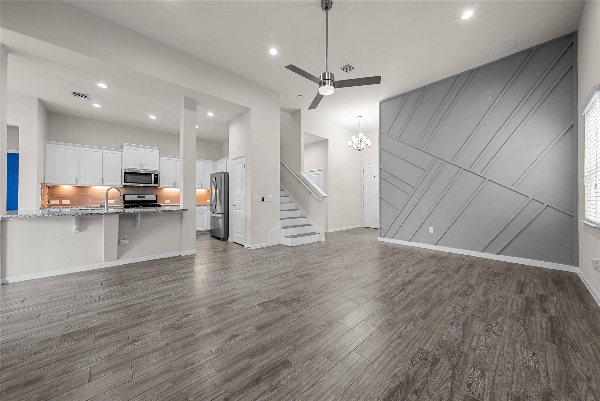 Austin, TX 78744,7808 Glover DR