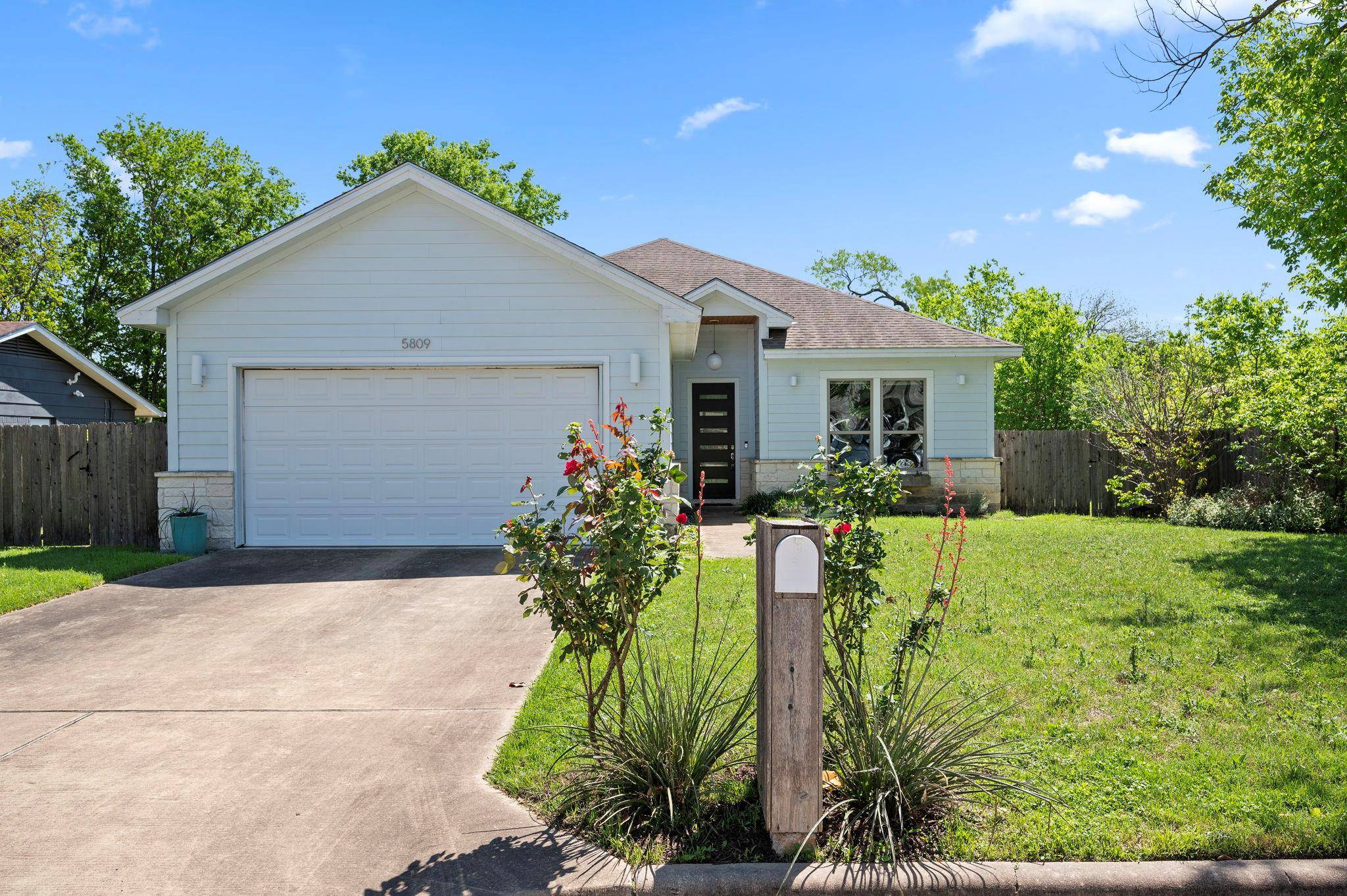 Austin, TX 78724,5809 Coolbrook DR