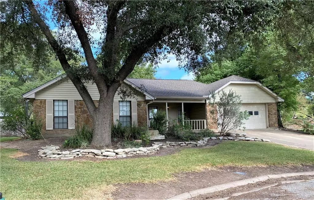 Cameron, TX 76520,104 Milam CIR