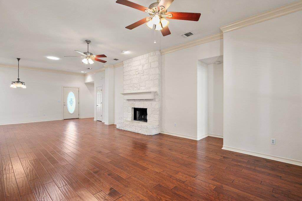 Wimberley, TX 78676,183 Augusta DR