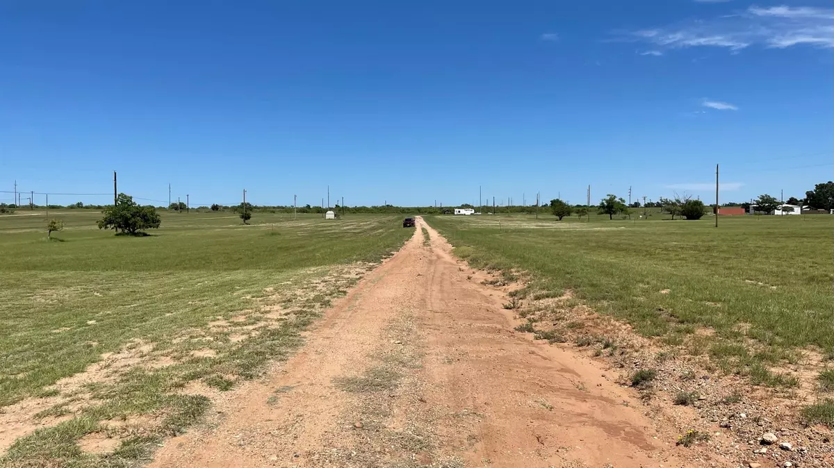 Howardwick, TX 79226,139-140 Sadie DR
