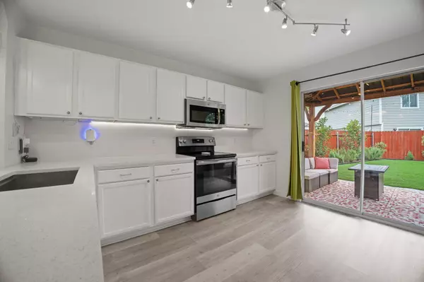 7625 Cayenne LN, Austin, TX 78741