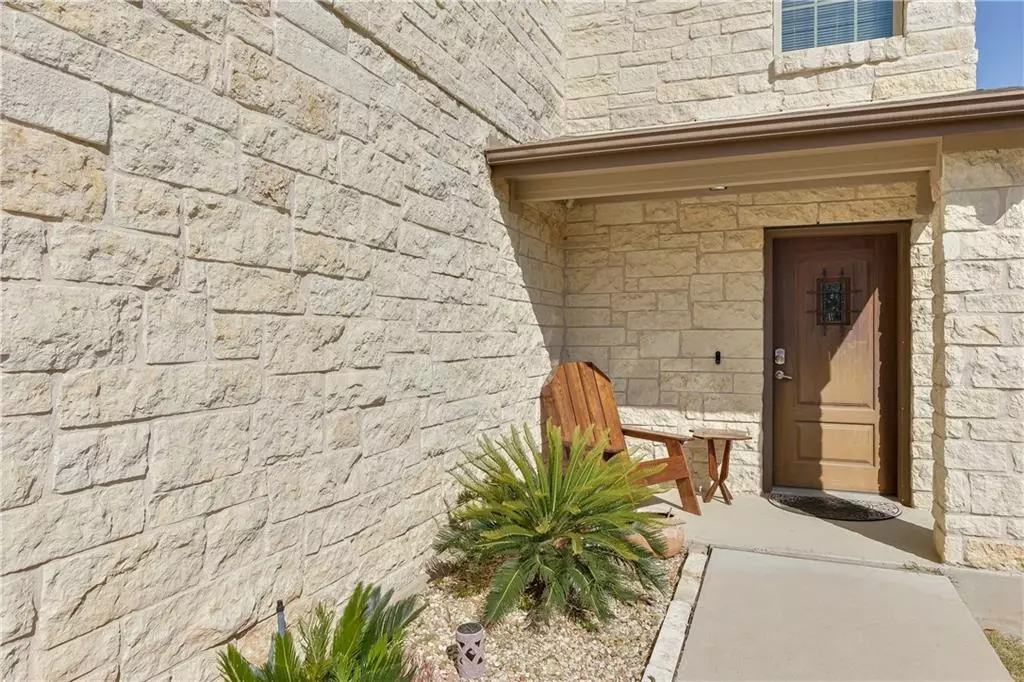 Austin, TX 78744,7120 Outfitter DR