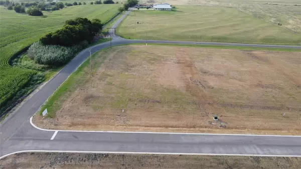 Thrall, TX 76578,205 Tigerlily WAY