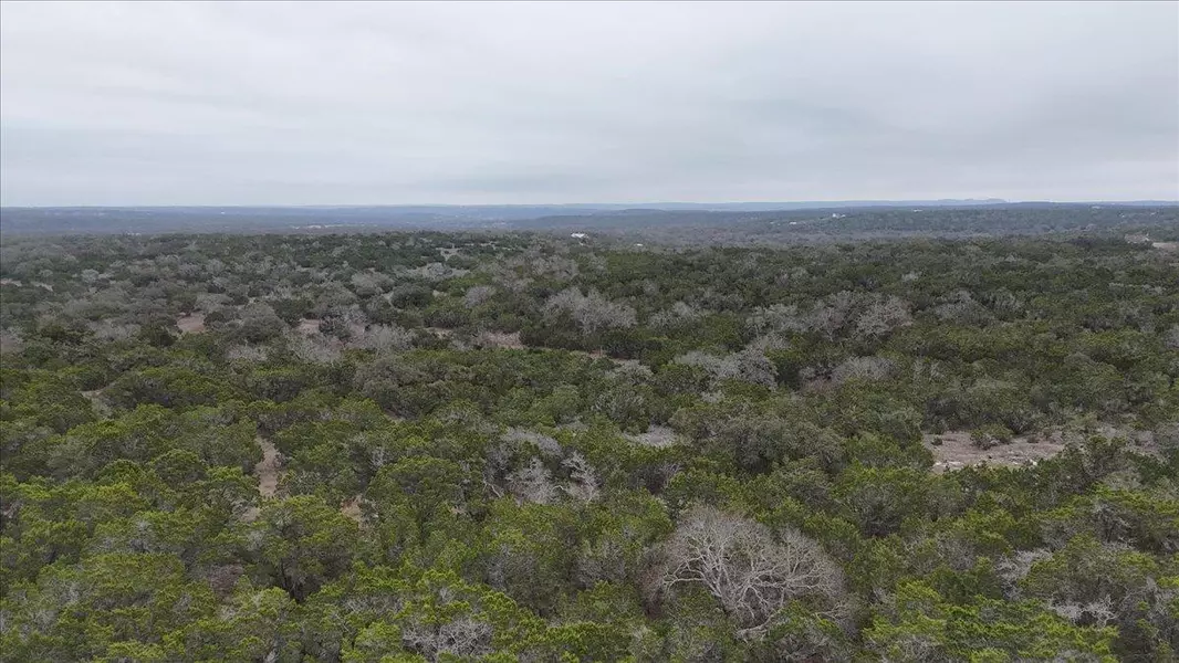 140 Cave Springs RD, Wimberley, TX 78676