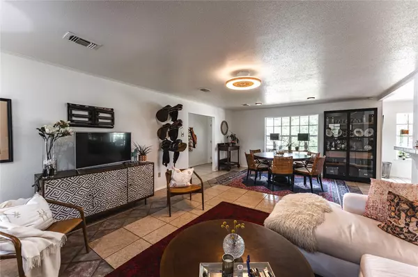 Driftwood, TX 78619,9800 Fm 150 RD W