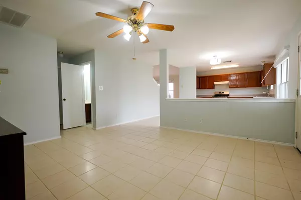 Round Rock, TX 78664,1712 Southwestern DR