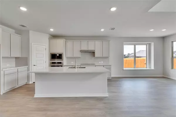 Georgetown, TX 78628,623 Breeze Hollow LN