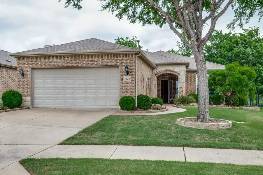 1628 Overwood DR, Frisco, TX 75036
