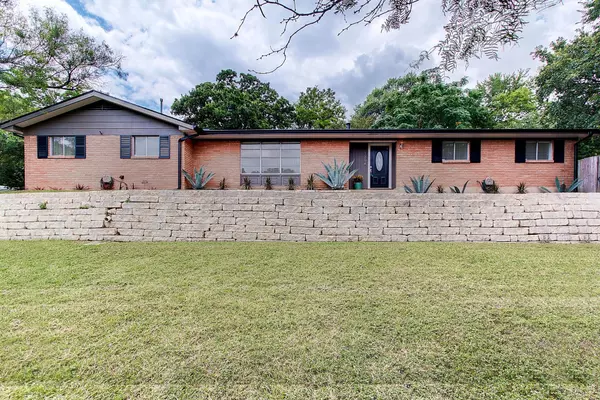 Austin, TX 78741,1304 Loma DR