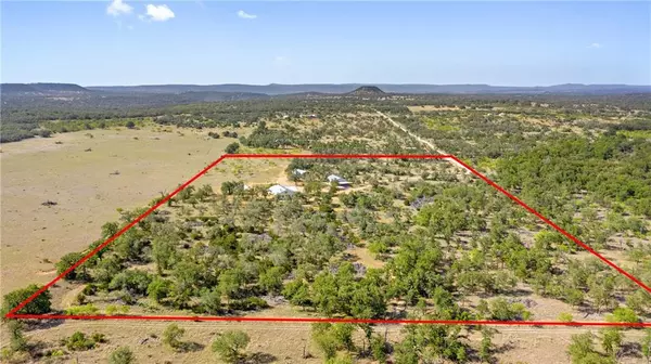 625 Kiowa Creek TRL, Fredericksburg, TX 78624