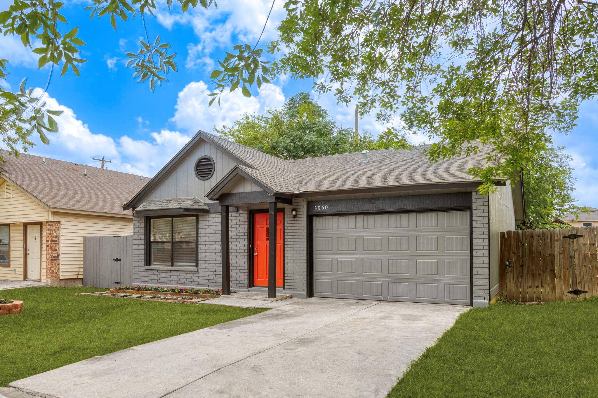 San Antonio, TX 78245,3050 Beacon FLD