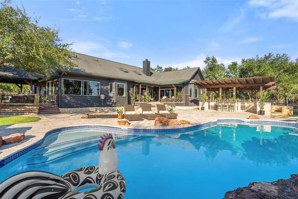 220 Fawn Meadow DR, Dripping Springs, TX 78620