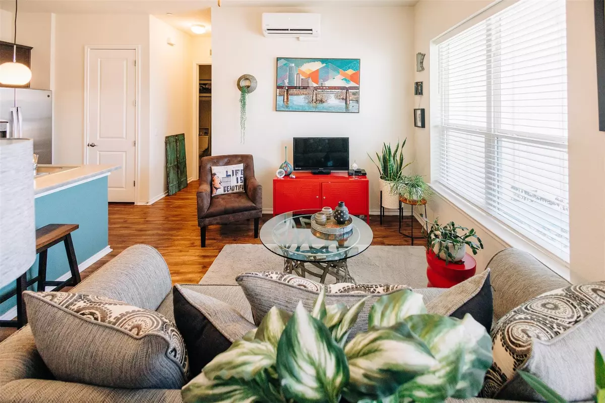 Austin, TX 78745,8601 West Gate BLVD #5203