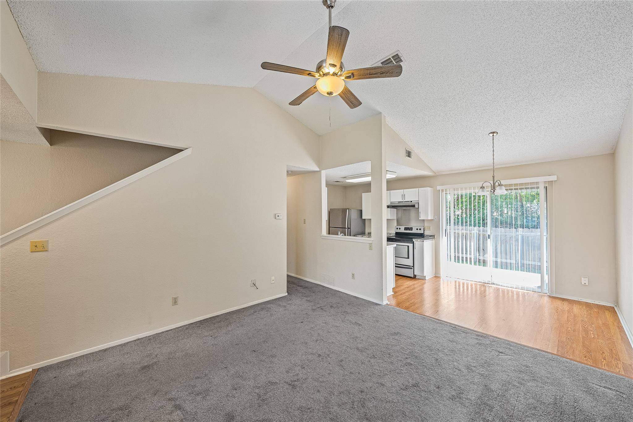 1015 E Yager LN #84, Austin, TX 78753