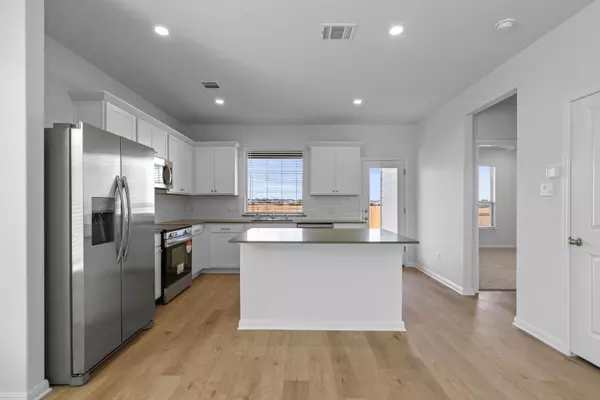 Jarrell, TX 76537,137 Hatari TRL