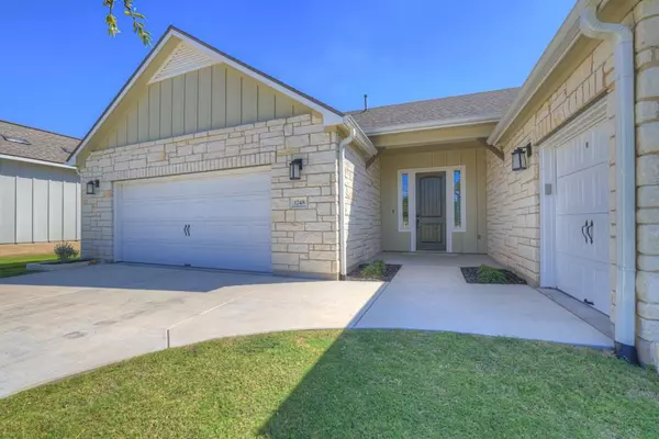 San Marcos, TX 78666,1248 Dancing Oak LN