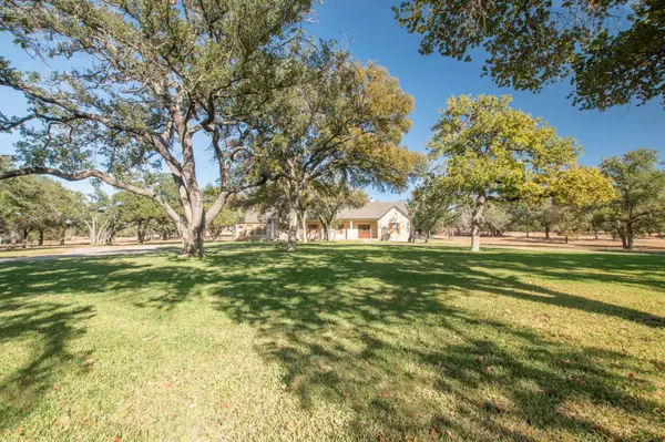 Lampasas, TX 76550,267 County Road 4016