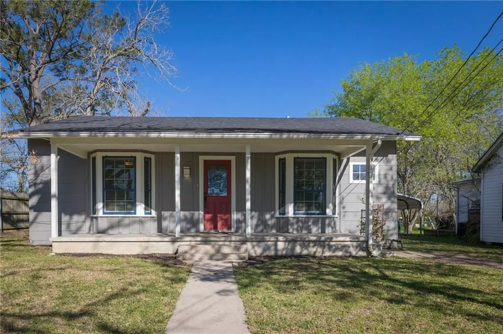 Yoakum, TX 77995,106 Duke ST