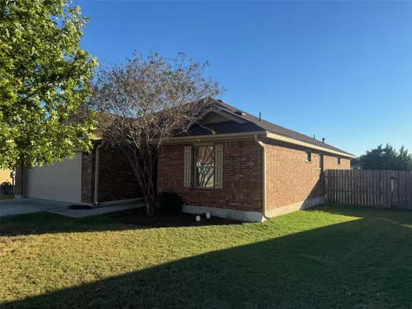 Lockhart, TX 78644,1516 Colton LN