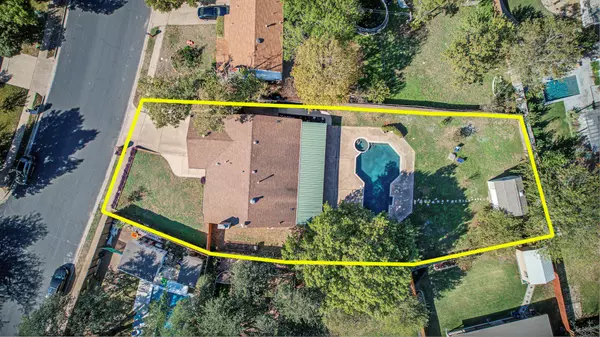 Austin, TX 78745,7741 Manassas DR