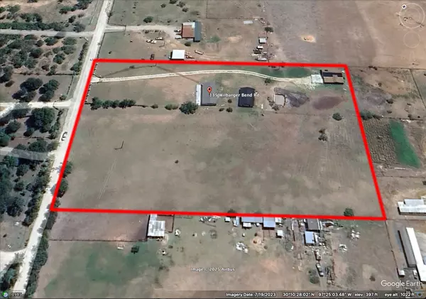 135 Wilbarger Bend RD, Bastrop, TX 78602