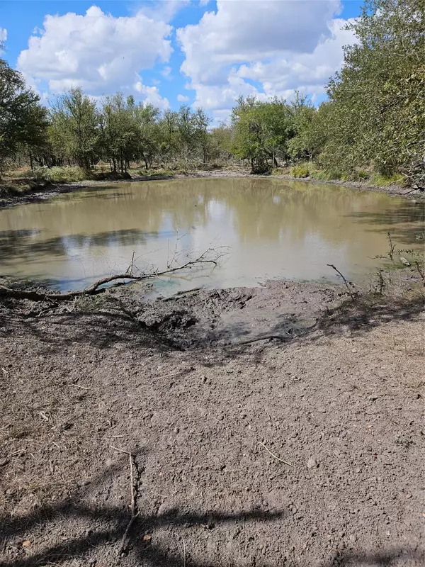 Rogers, TX 76569,1988 CR 116 RDS