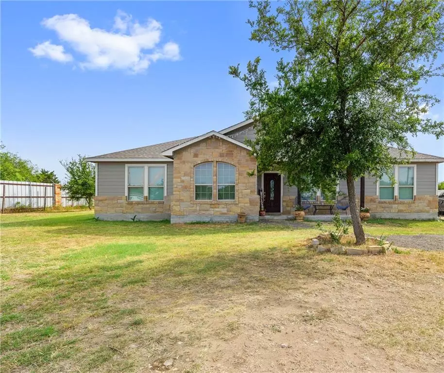 Del Valle, TX 78617,185 Mazatlan DR