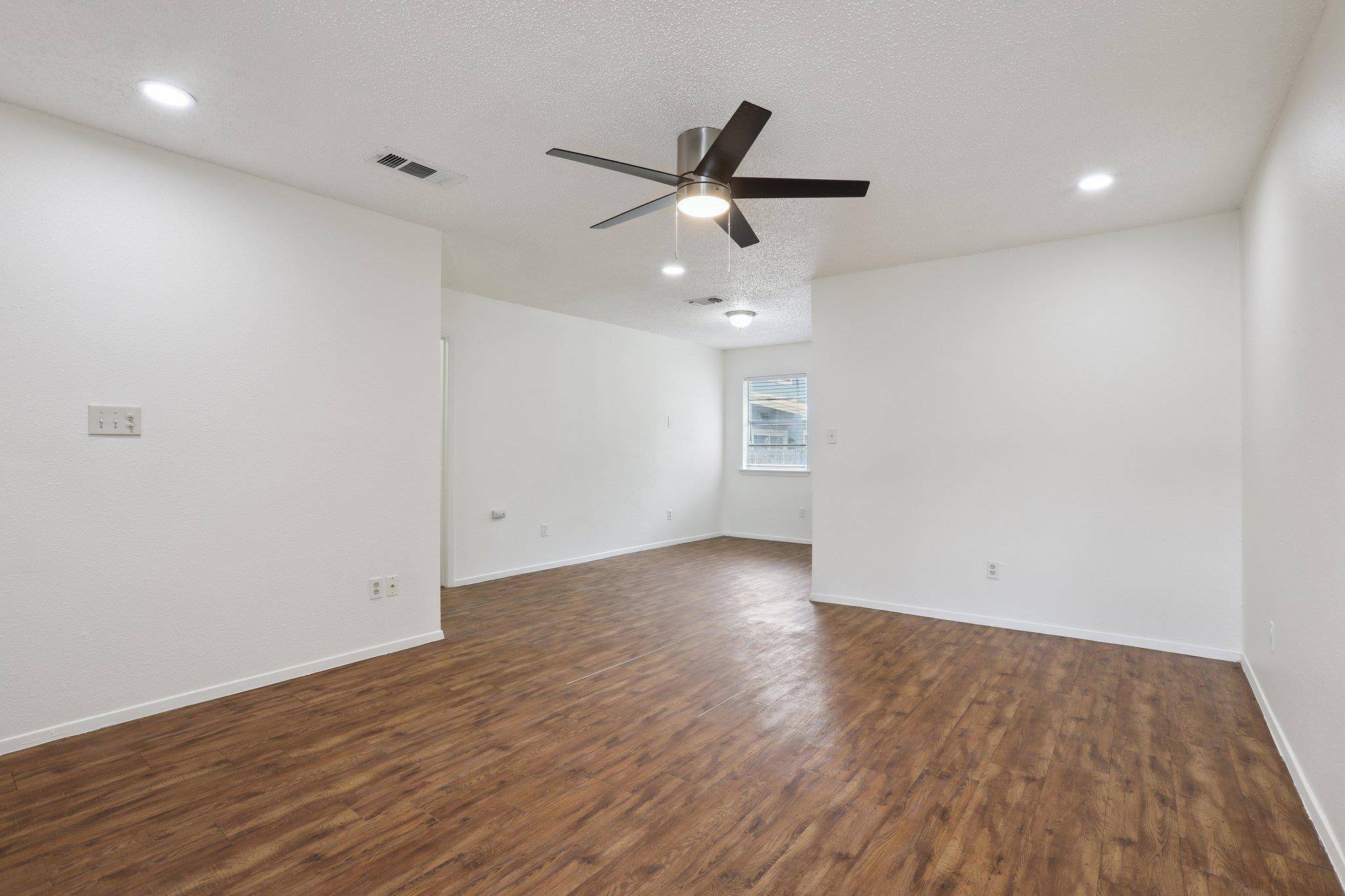Austin, TX 78758,1811 Mearns Meadow BLVD #B