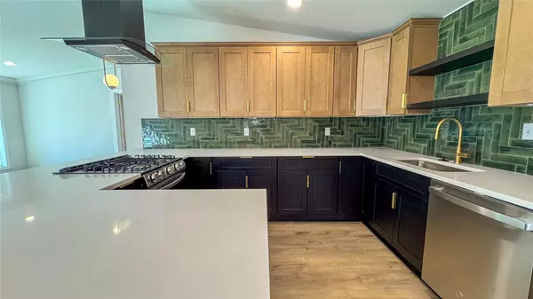 Austin, TX 78721,1712 Hillcrest LN